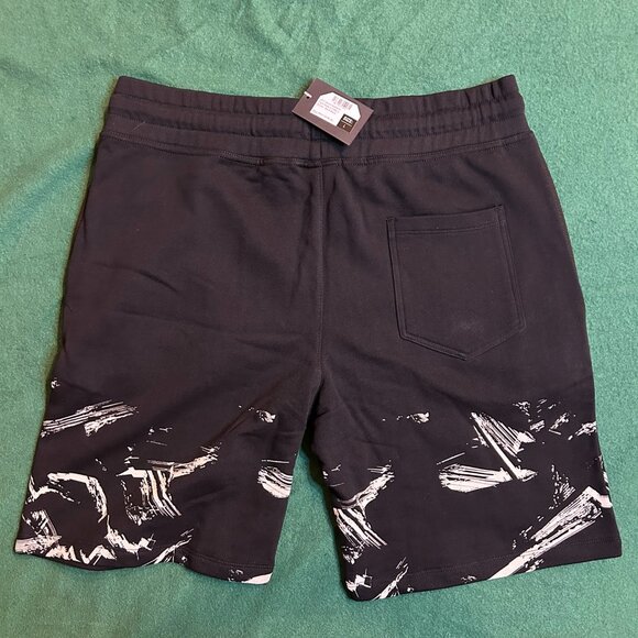 Venum UFC Fight Week Shorts - Size L - NWT - Picture 4 of 7